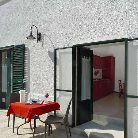 Farm stay La Ferula Bed&pool