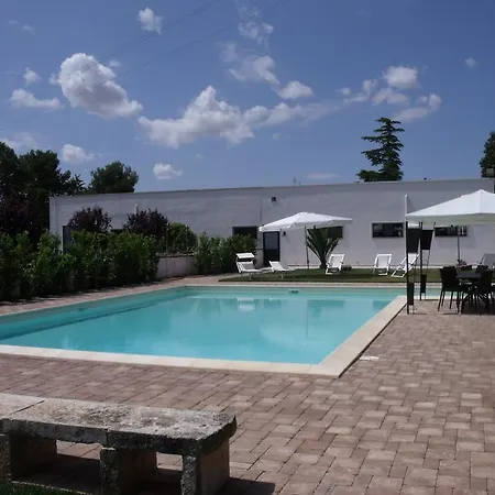 La Ferula Bed&pool Farm stay *
